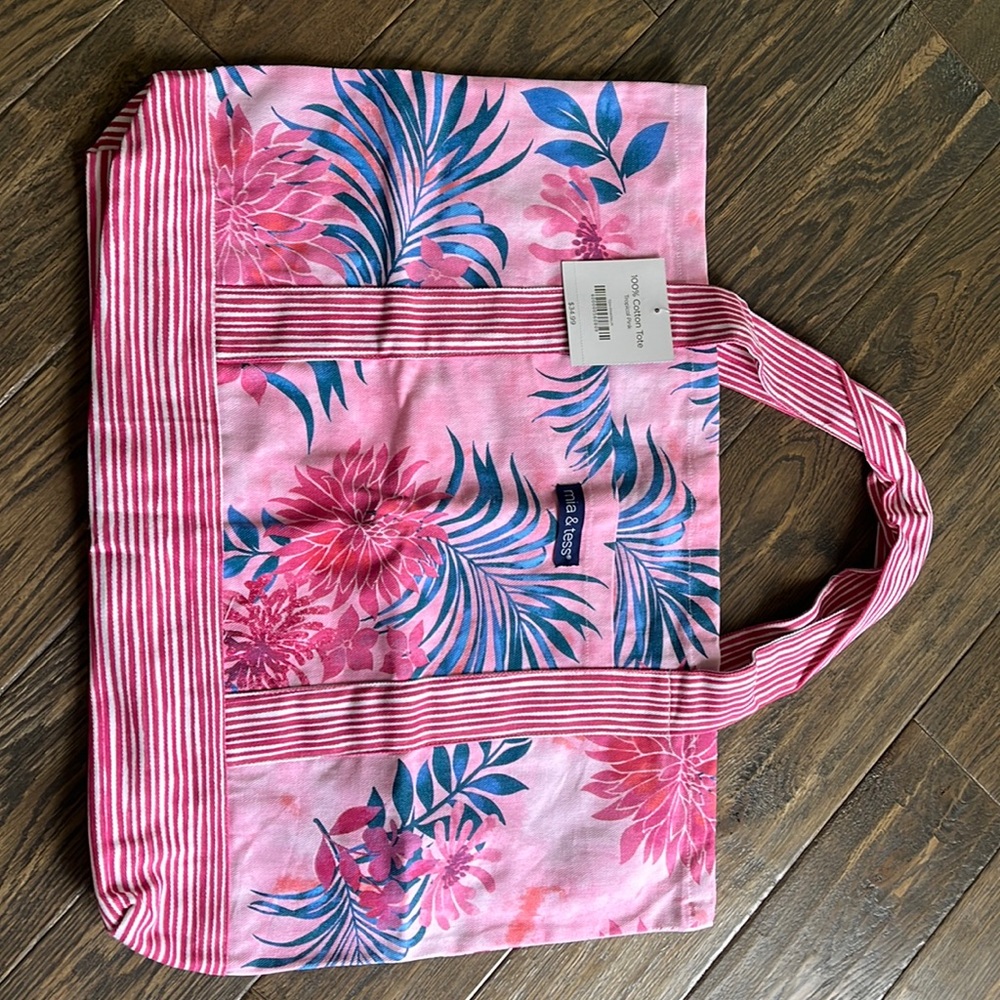 BEACH TOTE BAG, new with tag